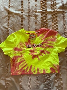 ‘Flamin' Hot' Tie-Dye Crop Tee - Neon Yellow & Pink | Cheetos X Forever 21